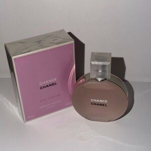 CHANEL Chance Eau Tendre Pink Box with Round Bottle